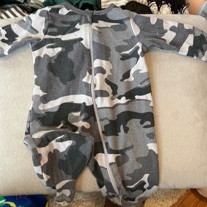 Wonder Nation footie pajamas 3/6 month